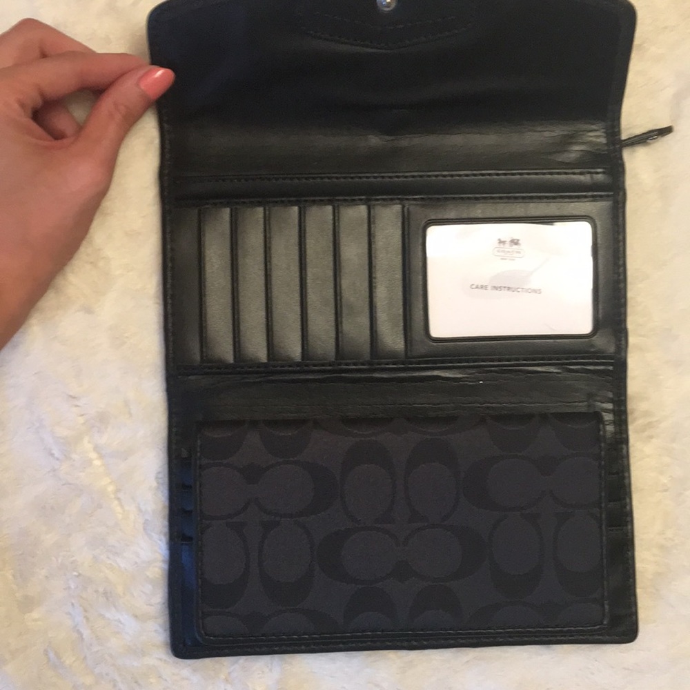 Coach Wallet - Picture 2 of 5
